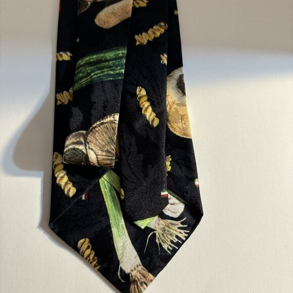 Texographix Designs by Anthony Spaghetti Pasta & Vegetables Tie Navy Blue Waiter - Picture 5 of 8